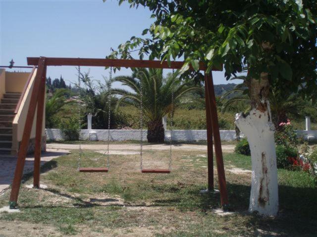 סידריון Loula Apartments מראה חיצוני תמונה