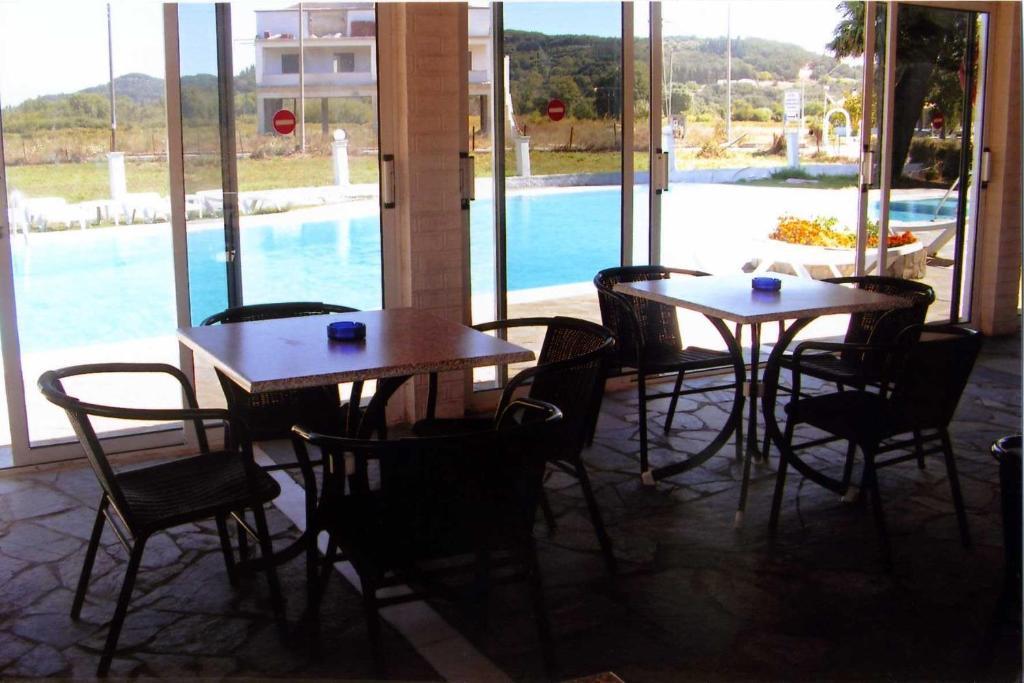 סידריון Loula Apartments חדר תמונה